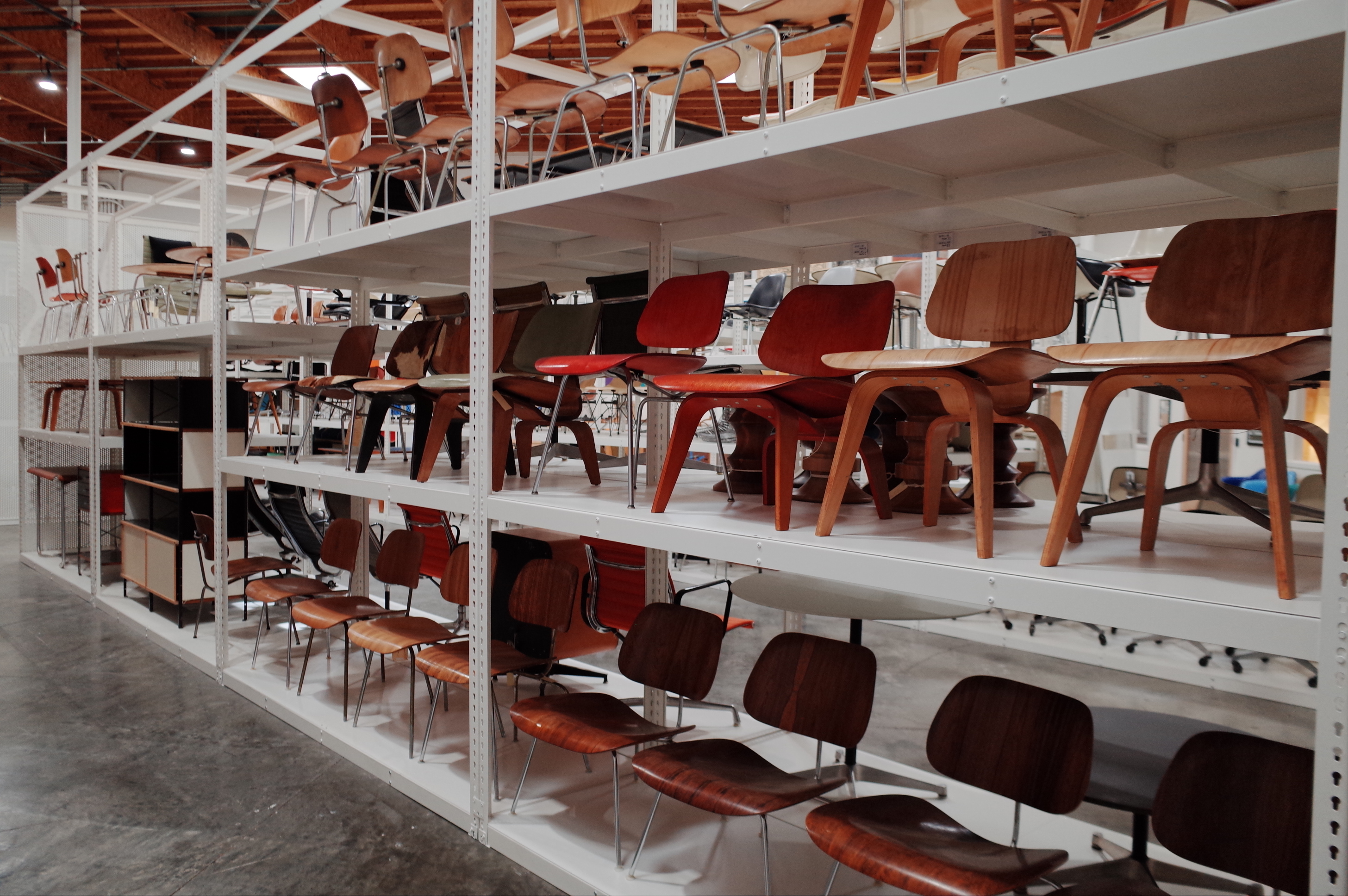Rows of molded plywood chairs